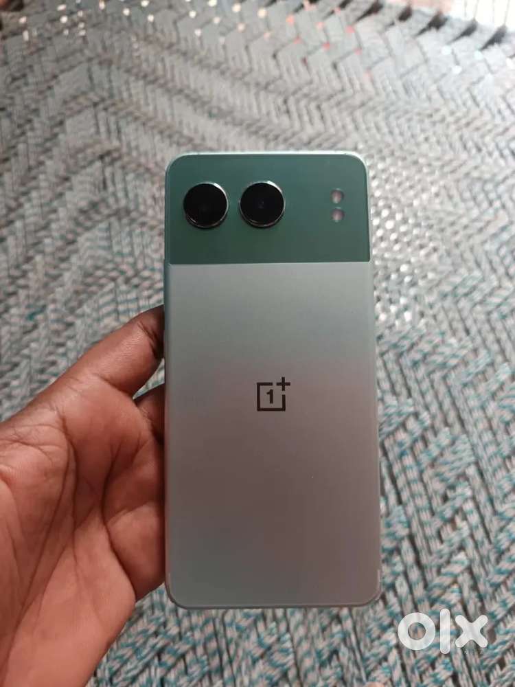 OnePlus nord 4 (4 month old) 8 256