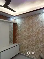 2 BHK flat  near by gaur city 2 ready to move