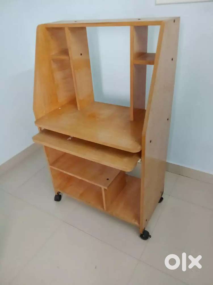 I want to sell my Computer Table