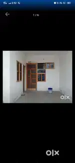 1 bed room, bath room