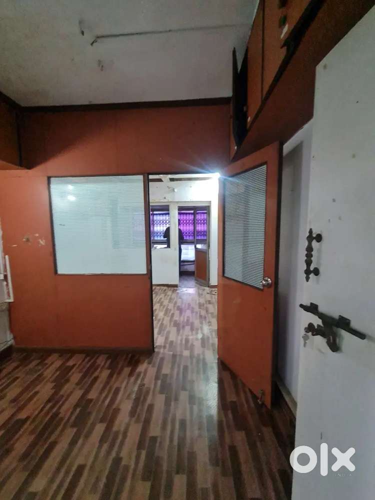 OFFICE on RENT OPP STATION, BADLAPUR EAST, Near Ambika Hotel
