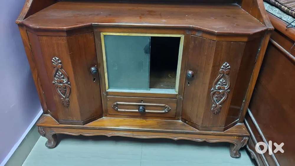 SOLID SEGUN WOOD CARVING DRESSING TABLE