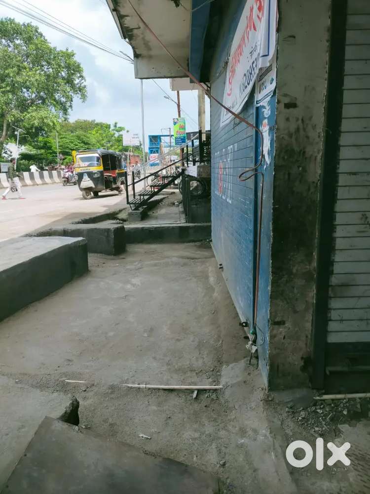Washim road shop for rent.14*36