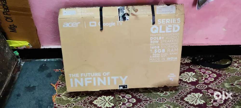 Acer 32 inch qled Google smart tv with box wall mount brand new condn