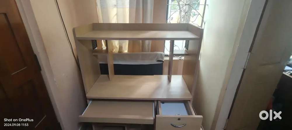 Wooden Computer Table