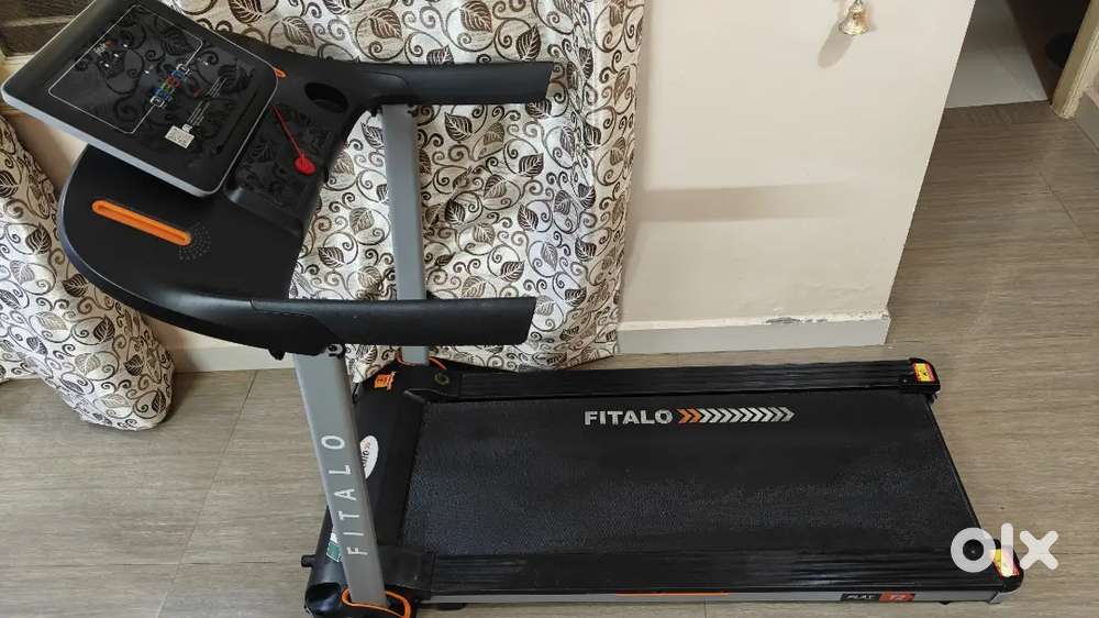 For sale : Fitalo Play Treadmill - Mint Condition