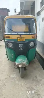 Bajaj auto cng or petrol