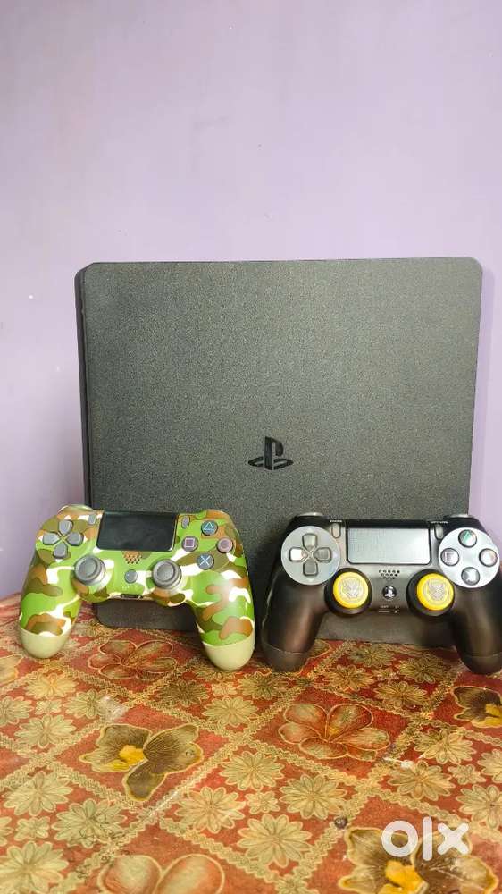 PS4 Playstation 4 slim 1tb J@ilbroken