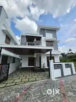 SPACIOUS VILLA  IN KAKKANAD PUKKATTUPADY EDATHALA CHOONDY ALUVA