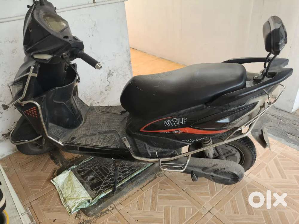 Electric vehicle Wolf