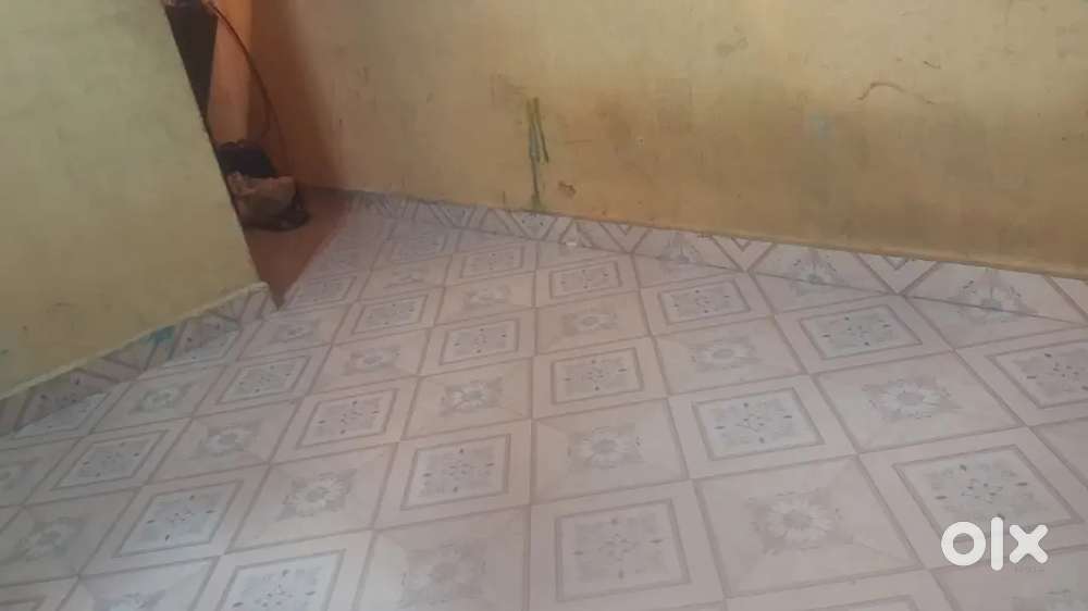 Urgently need pg 2k rent and 5k deposit. Ye chawal h kandivali East me