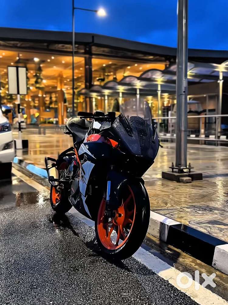 Clean spec with quick shifter