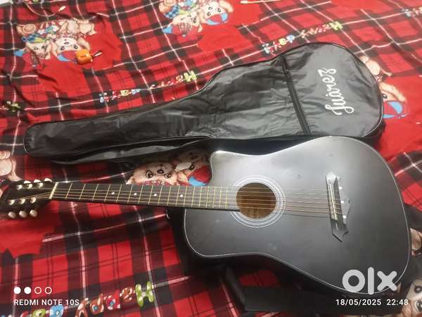 3 month used guitar fuarez . Reason for selling is money problem