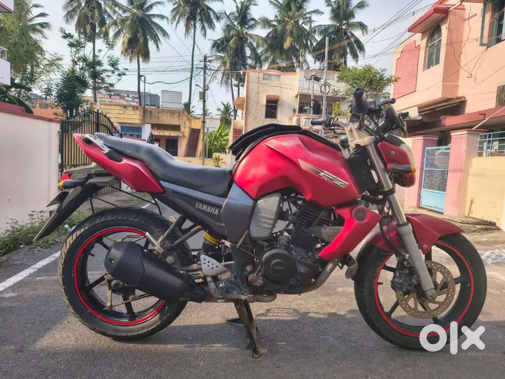 Yamaha FZ (Urgent sale) Negotiable price