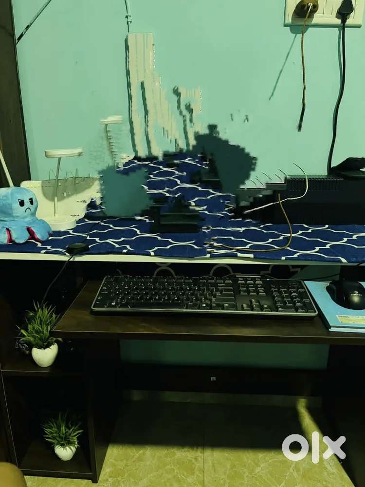 Computer Table