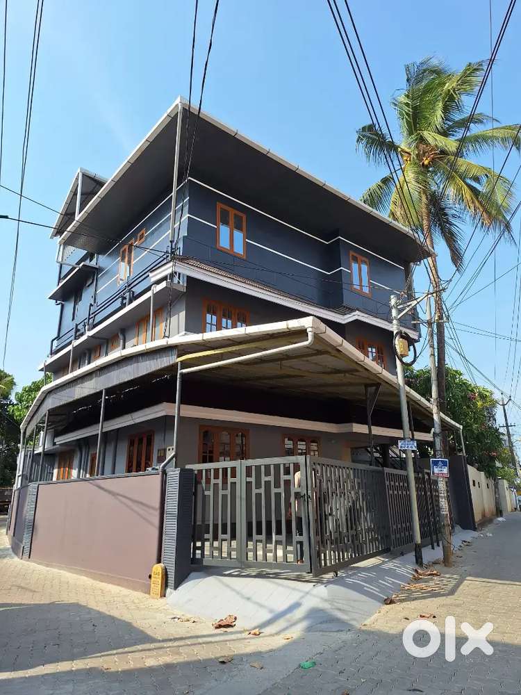 Apartment for bachelors in kakkanad
