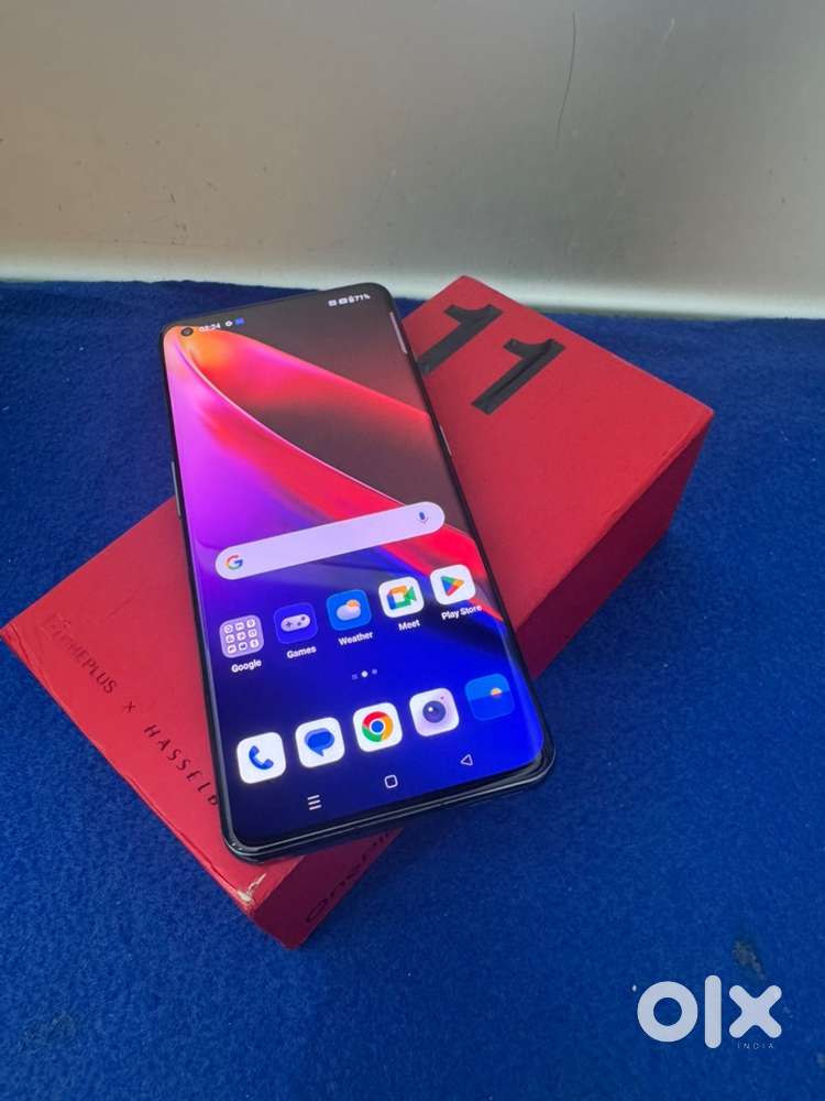 ONE PLUS 11 16/256GB TITAN BLACK - EXCELLENT CONDITION