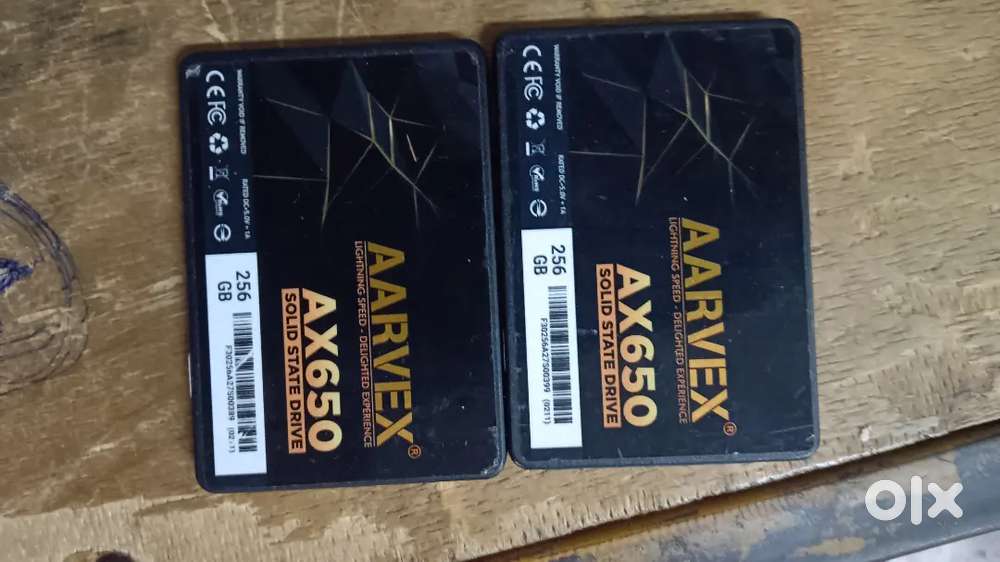 500gb (3 pieces) and 256gb (2)harddisk