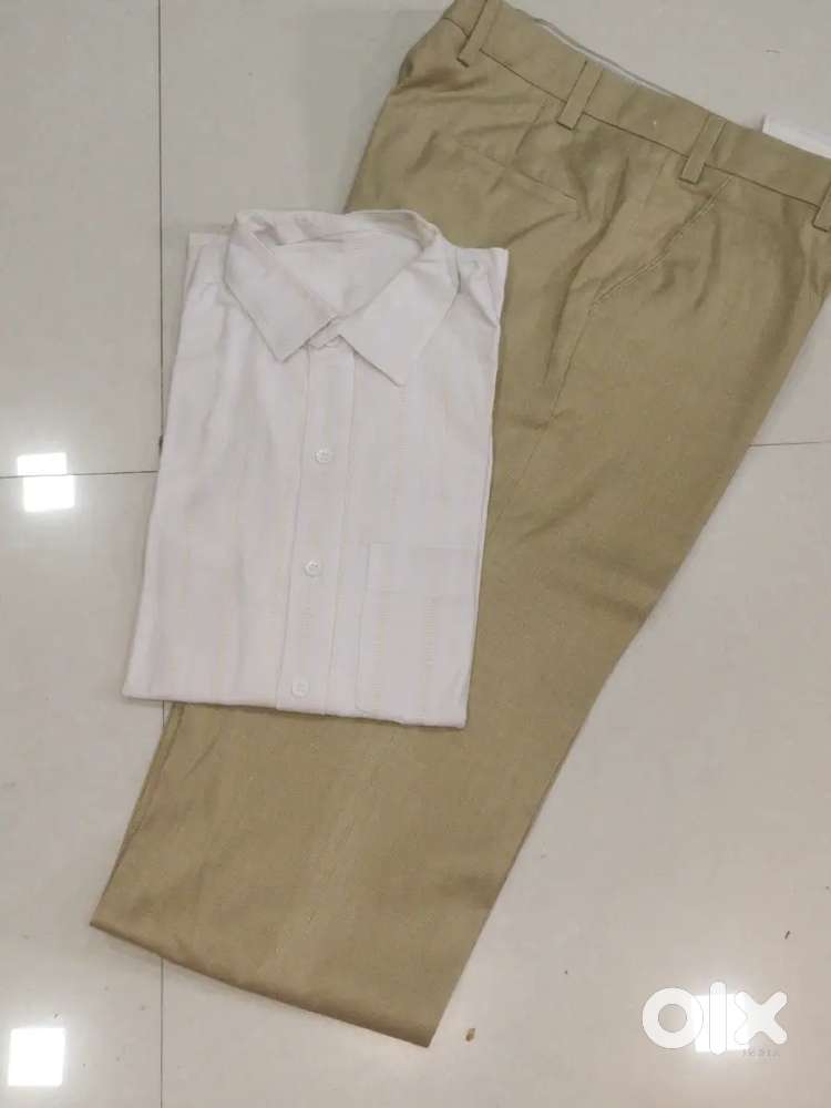 “Men’s Cotton Shirts – Like New, Affordable!”
