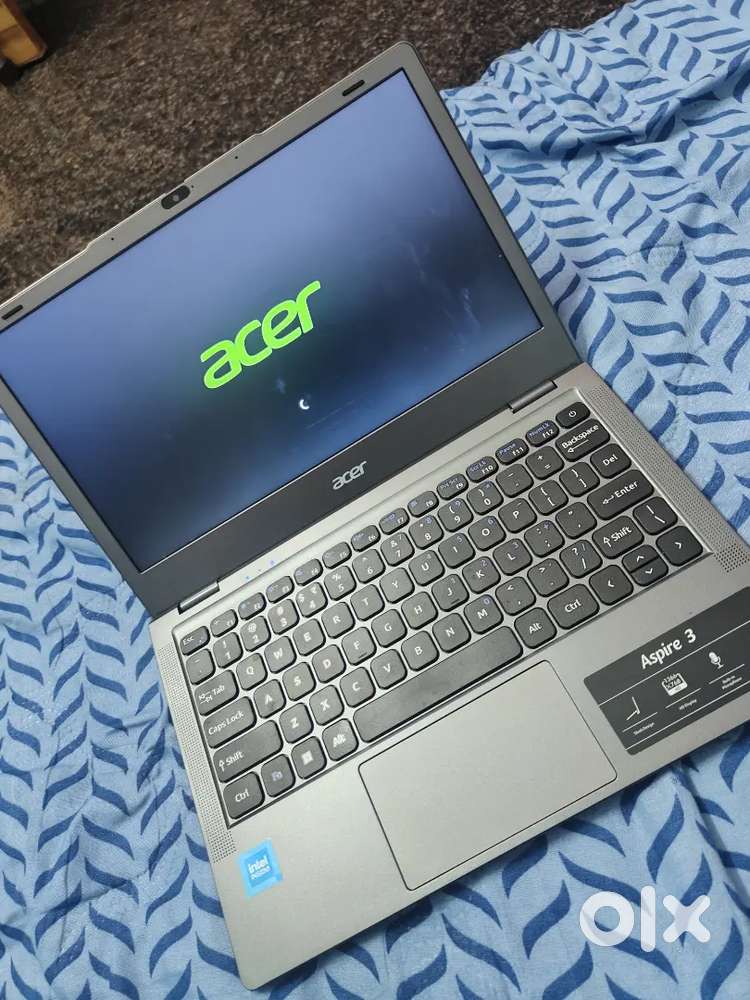 Want to sell my mini laptop Aspire 3 intel celeron, 11.6 inchs
