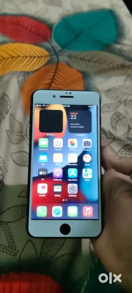 Iphone 7+ 100%condition