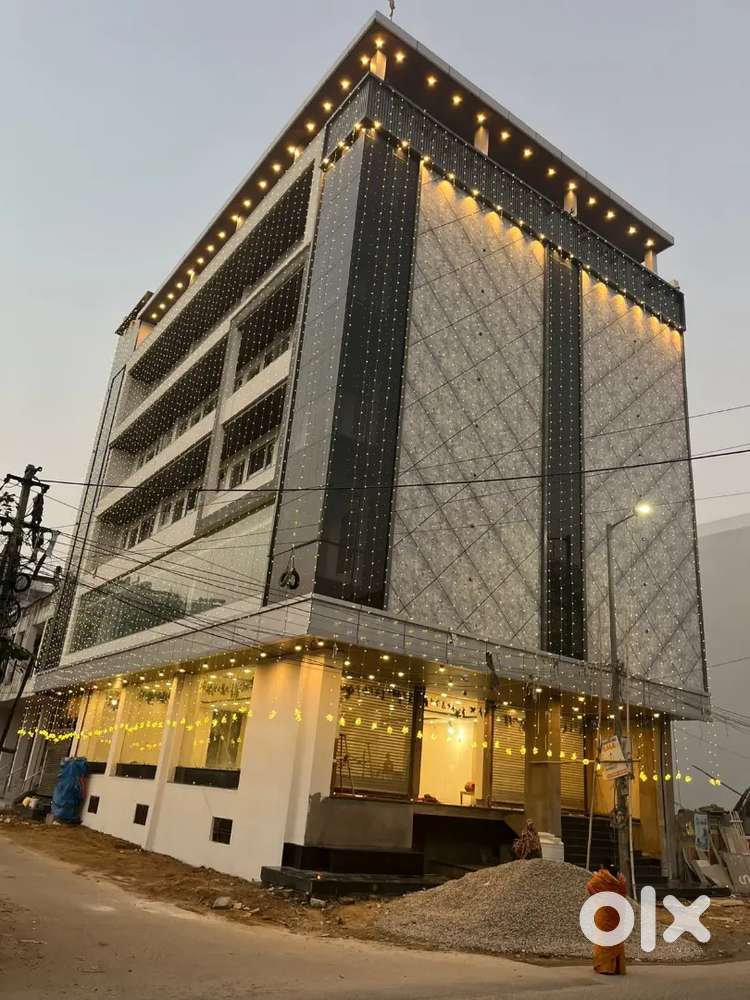 27 Rooms hotel with Restaurant banquets bar pratap nagar