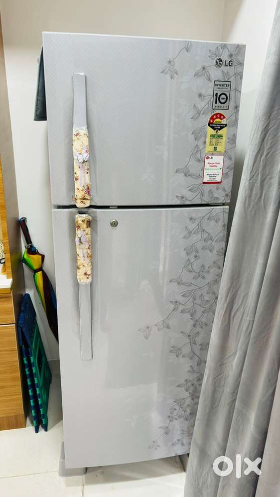 Double door refrigerator in good condition