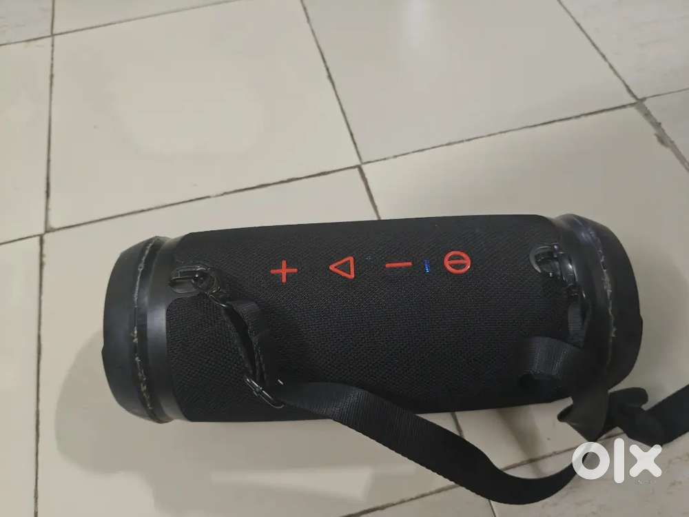 Boat stone 1500 speaker