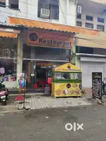 Restaurant Ka Full New Condition Me Sara saman