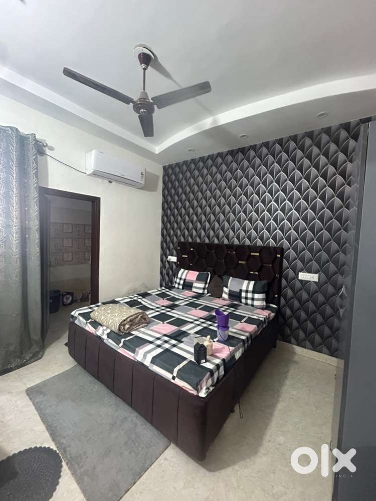2Bhk flat for rent 18500/fully furnished sec 127 shivalik city