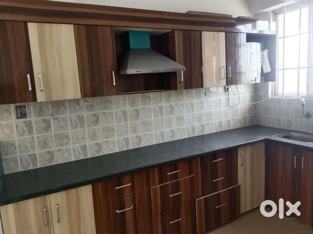 3bhk falt for rent Palace orchard Recidency near Mandakini Kolar road