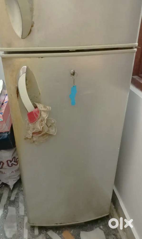 LG Double Door Refrigerator – Excellent Working Condition
