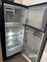 Refrigerator 236l