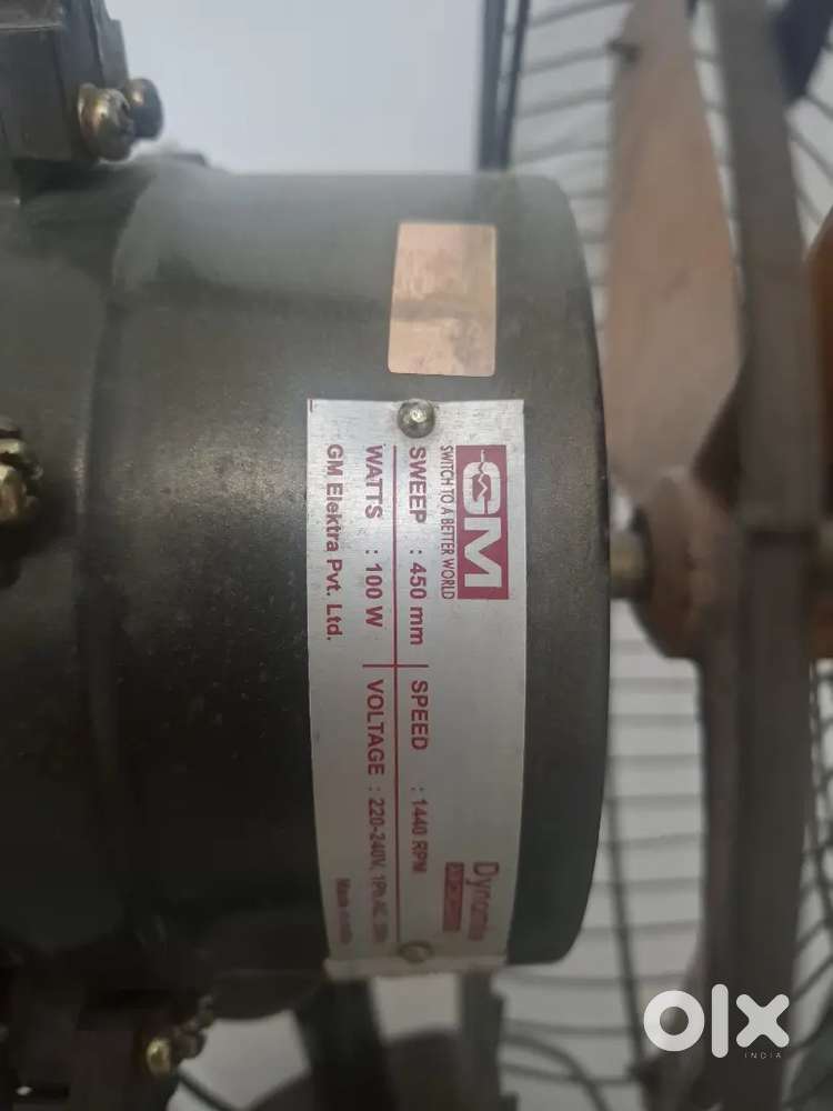 Commercial stand fan