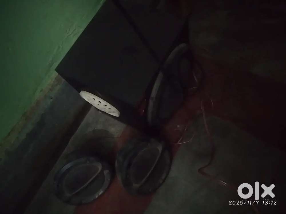 F&d 2.1 multimedia homethtre speaker