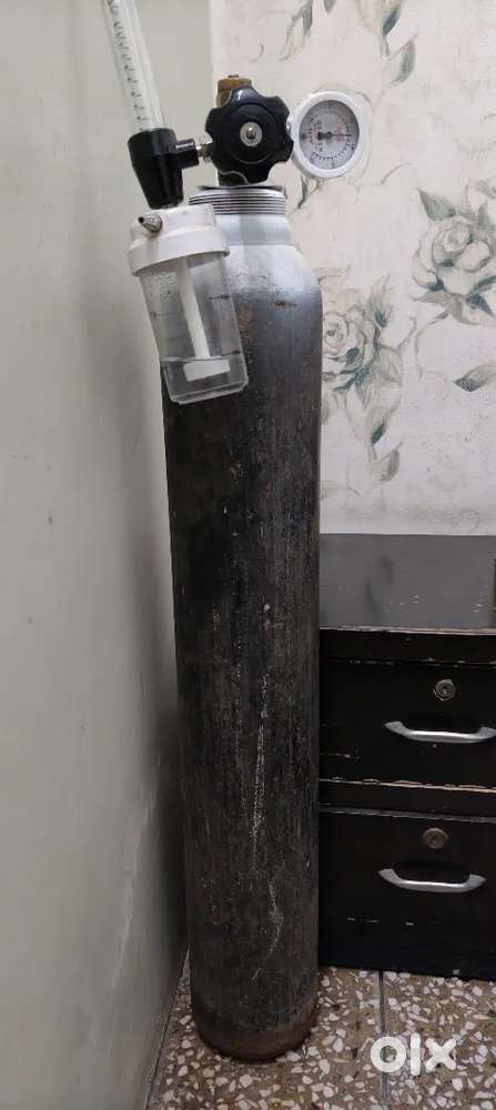 10 ltr oxygen cylinder