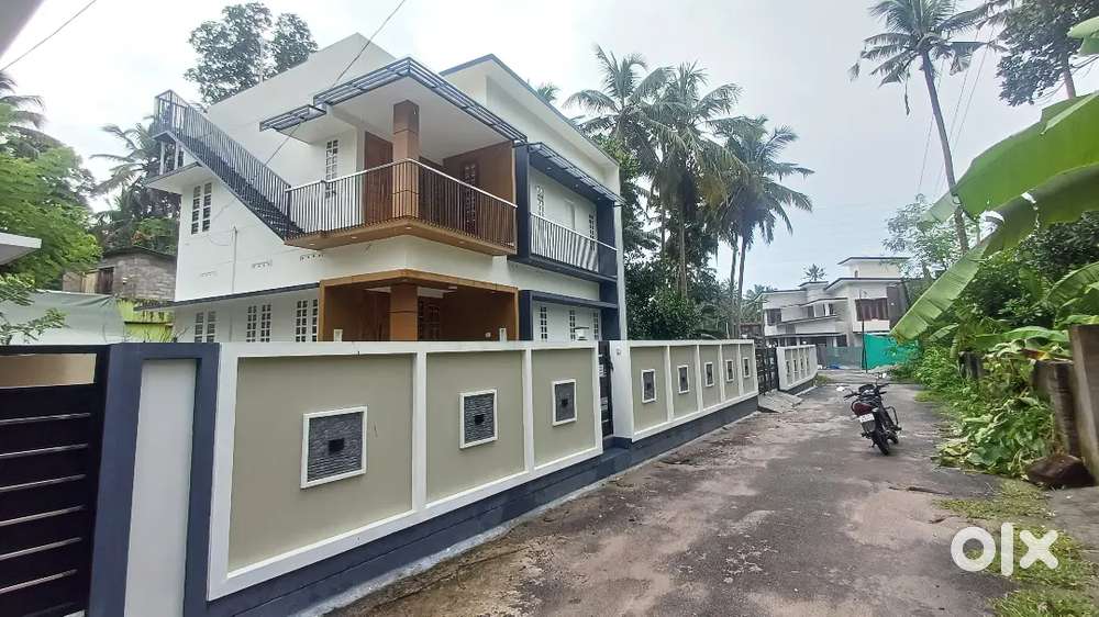 7 cent 4 room attached kaniyapuram