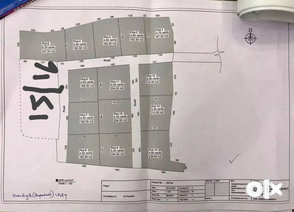 4 .. 5 cents plots available in a community living