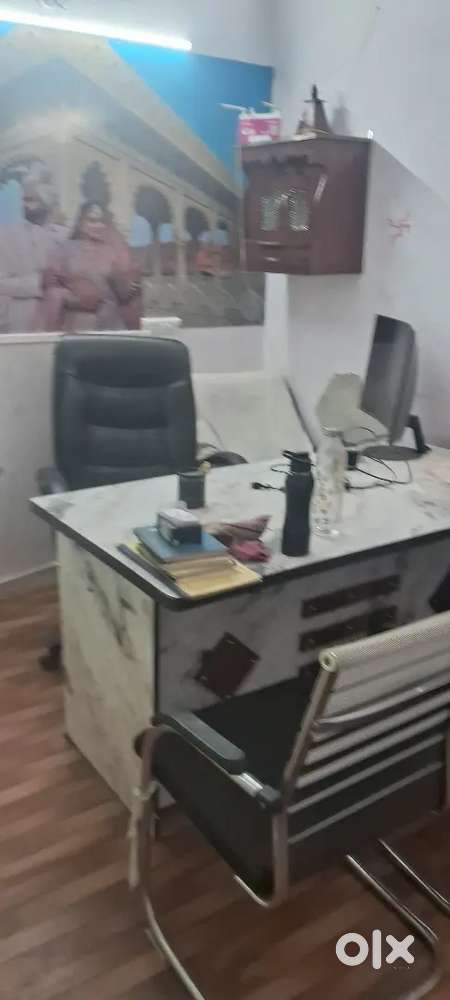 Fully furnished 2nd floor sanjay place agra