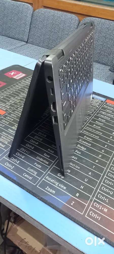 Dell Latitude 5300 2in1 core i5-8th Gen business laptop 8Gb RAM,256Gb