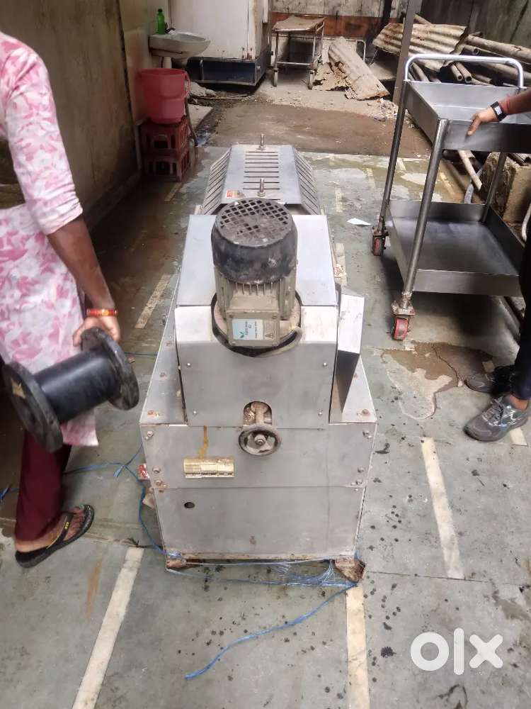 Chapati making machine
