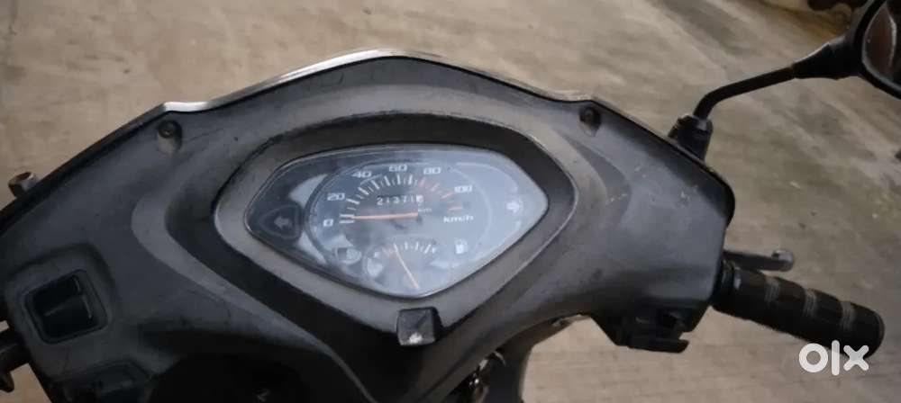 LIKE  NEW Activa