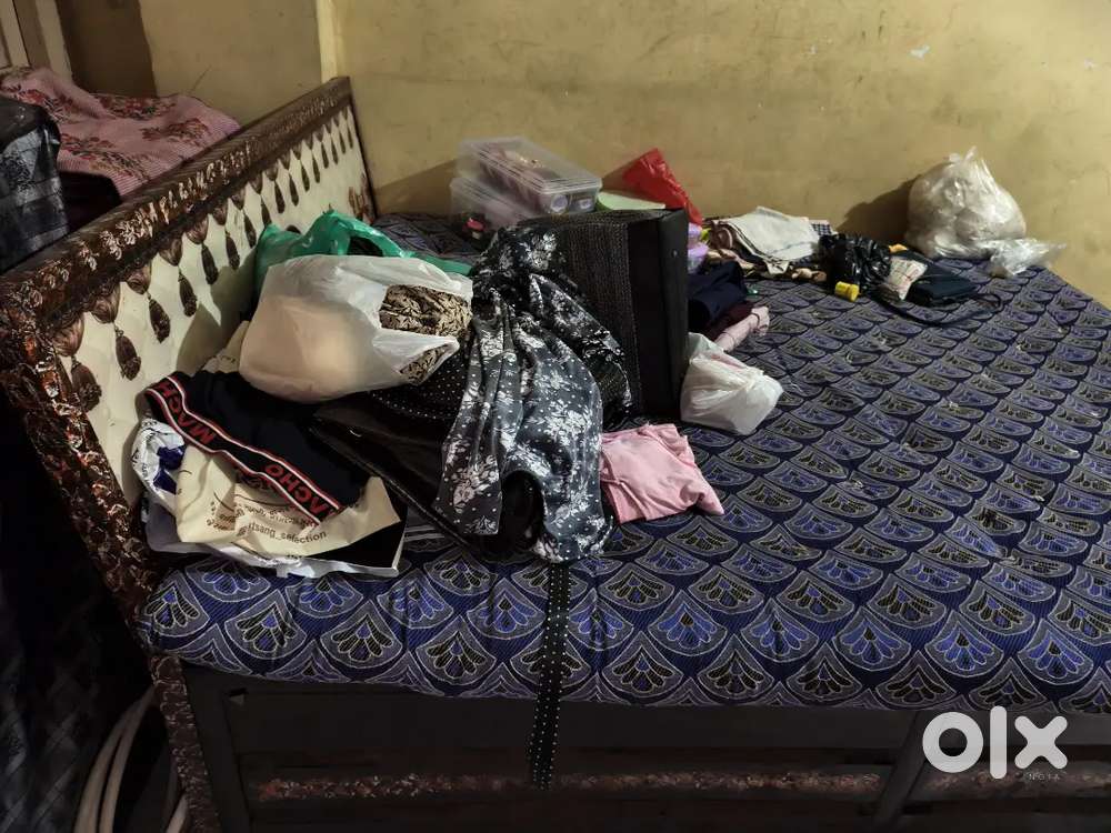 Iron Folding Bed With Matters 5×6