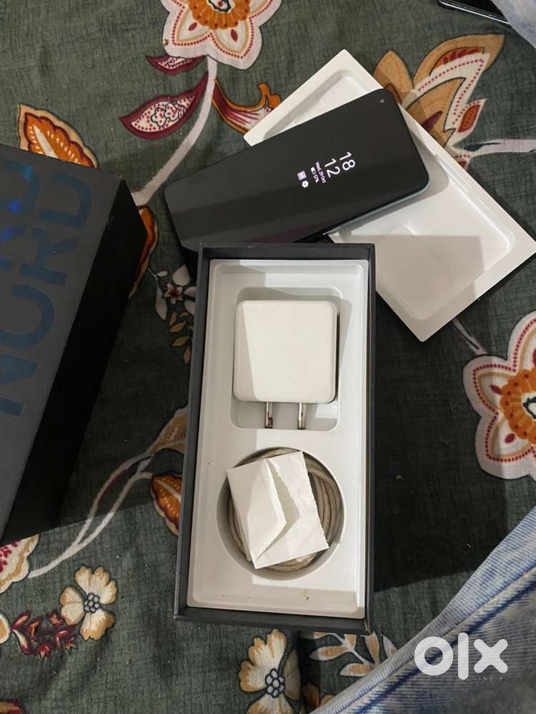 One plus nordce2 8/128 5g