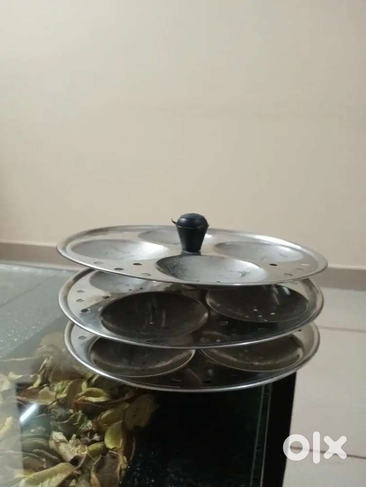Idli stand used very less