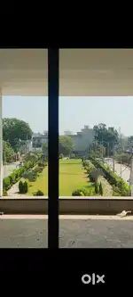 650 Gaz park facing plot for sale