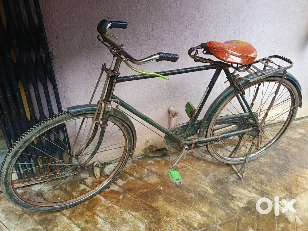 Old Bangla Cycle – Big Size – Strong Condition – ₹2500