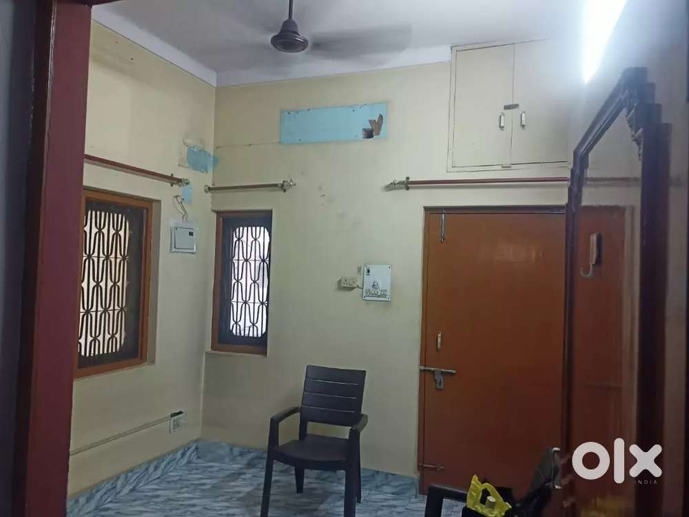 Full Furnished with 1 hall and 2 bathroom and 2 washroom and parking