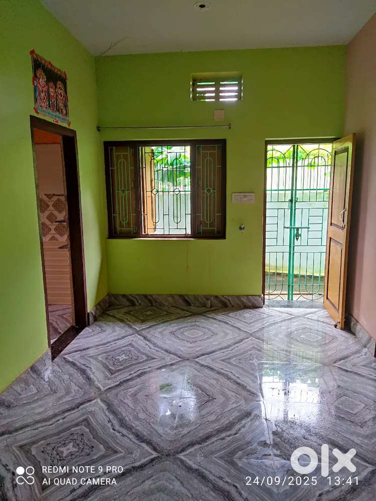 2 bhk House With Big hall just 100 metres, just after Kathajodi Bridge