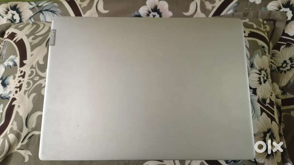 Lenovo Ideapad 330S  i5 8th Gen  8GB RAM  256GB SSD + 1TB HDD